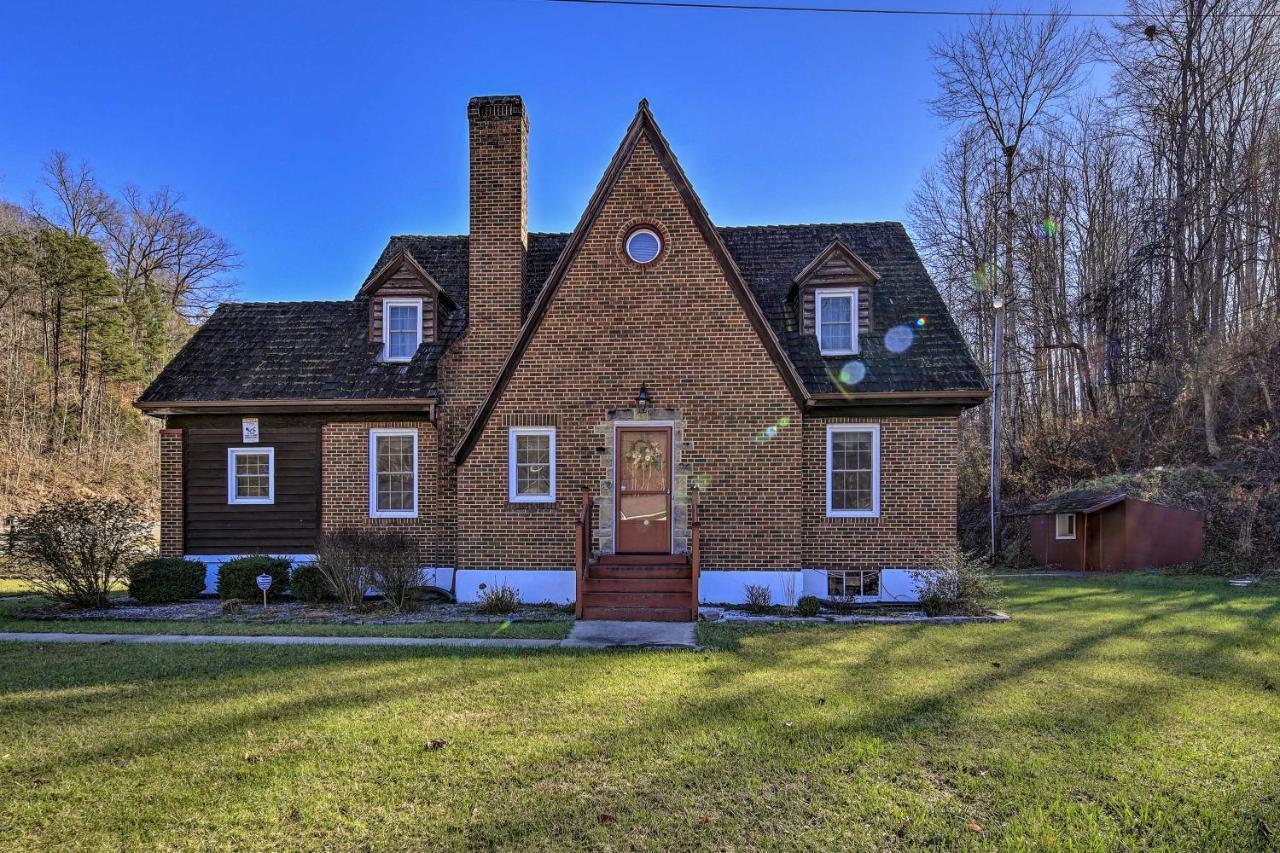 Homeplace With Yard - 10 Mi To Jenny Wiley! Paintsville Exterior photo