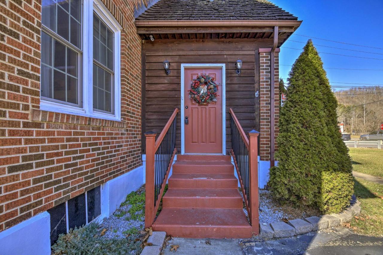 Homeplace With Yard - 10 Mi To Jenny Wiley! Paintsville Exterior photo